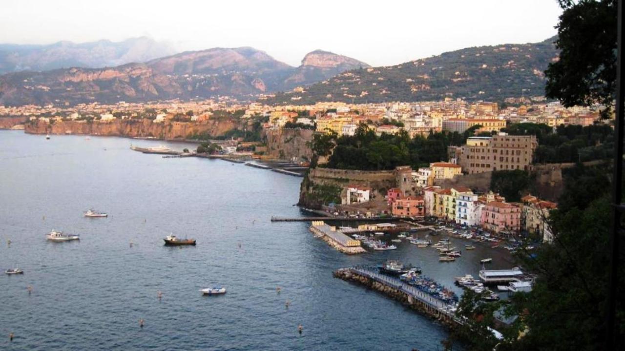 Sea View Casa Anna Sorrento Apartment ภายนอก รูปภาพ