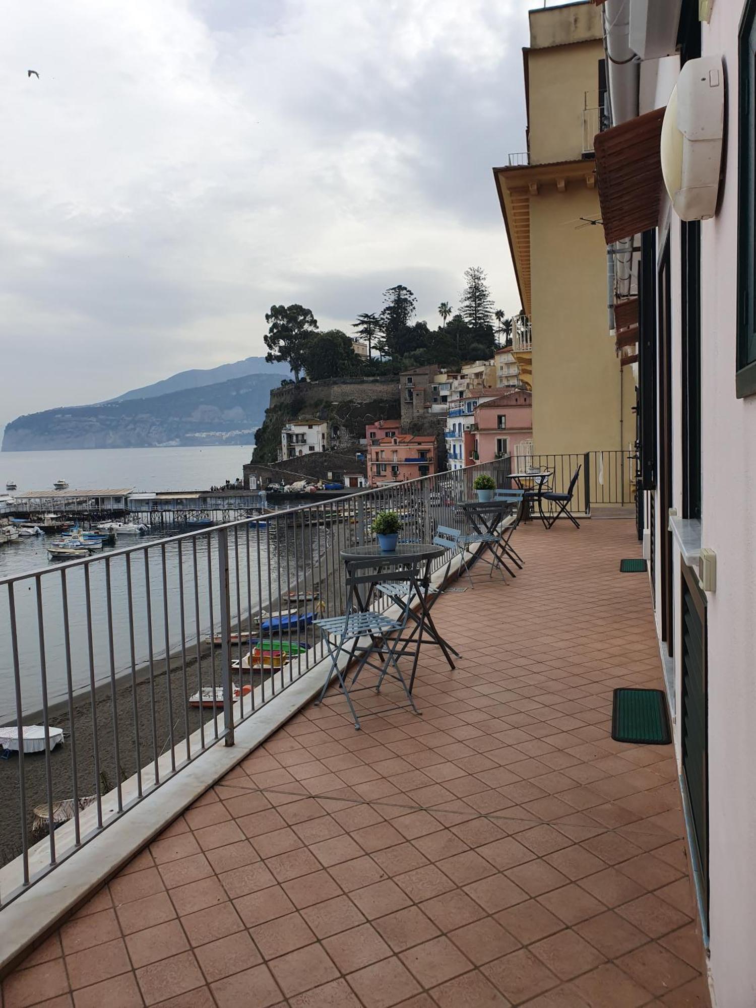 Sea View Casa Anna Sorrento Apartment ภายนอก รูปภาพ